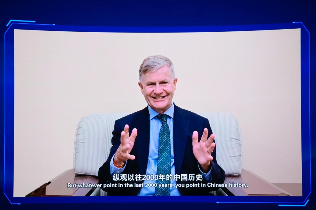 聯(lián)合國前副秘書長、歐盟-亞洲中心主席埃里克·索爾海姆：人工智能、大數(shù)據(jù)、5G與可再生能源的相互融合