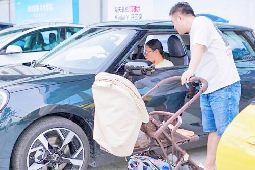 新一輪購(gòu)車(chē)補(bǔ)貼來(lái)了！最高8000元 總額2億元先到先得
